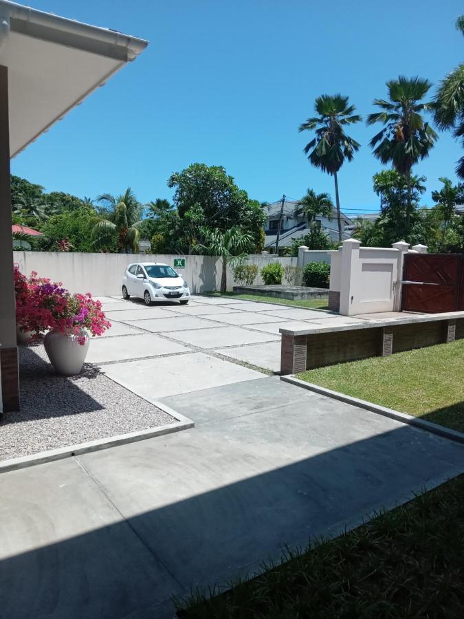 Hotel La Roussette Anse aux Pins Eksteriør billede