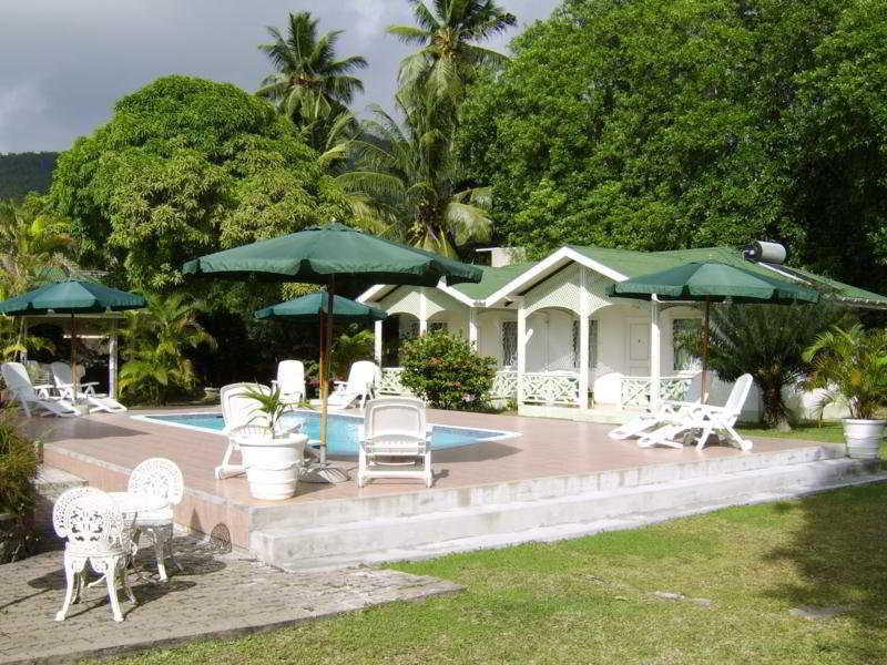 Hotel La Roussette Anse aux Pins Eksteriør billede